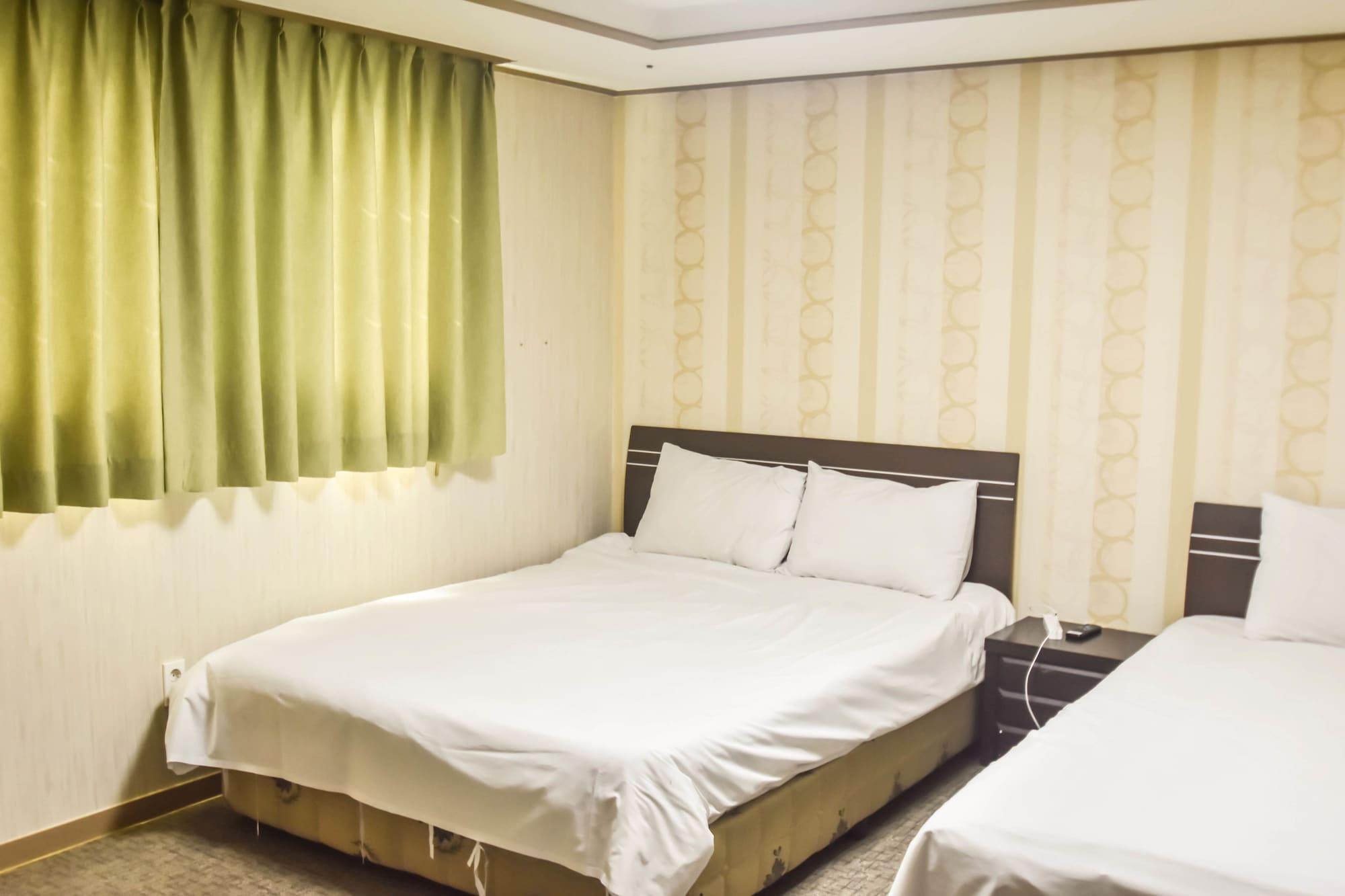 Olle Tourist Hotel Чечжу Екстер'єр фото