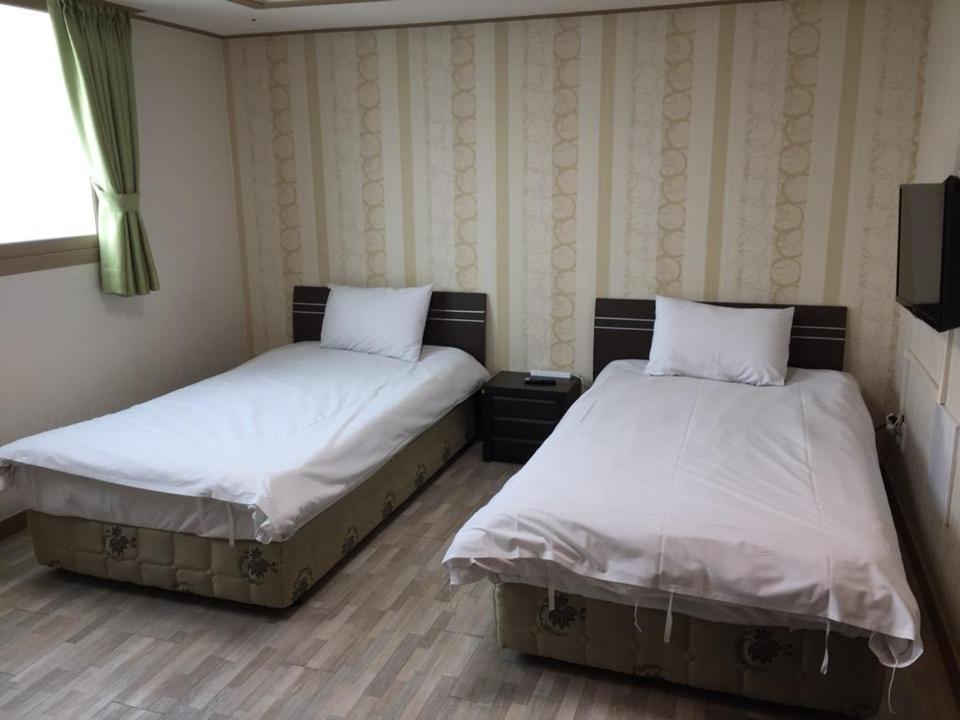 Olle Tourist Hotel Чечжу Екстер'єр фото