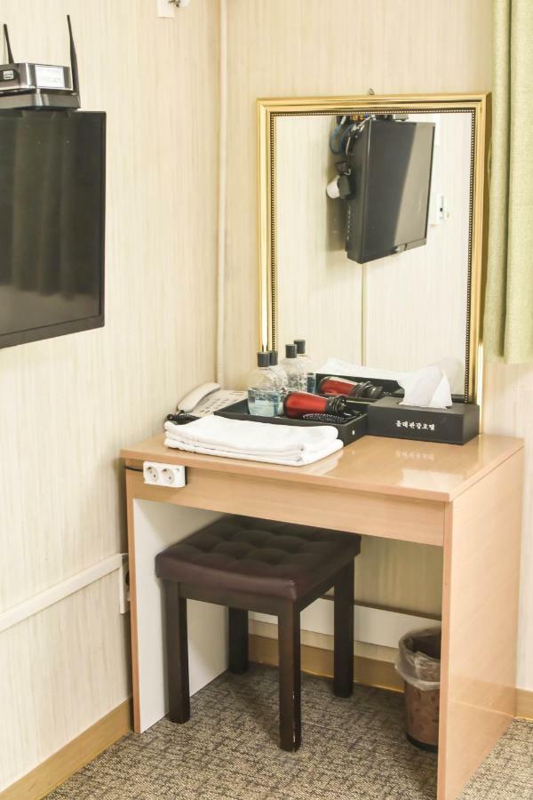 Olle Tourist Hotel Чечжу Екстер'єр фото